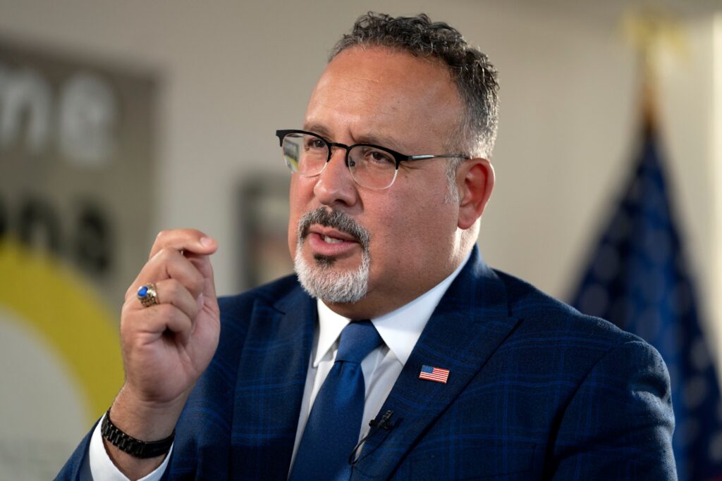 MOHELA Faces Multi-State Loan Servicing Probes